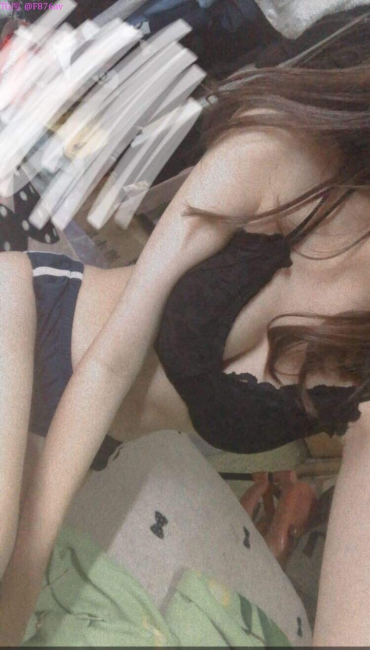 Người yêu của con trai bị bố Chồng yêu nghiện tình dục bắt làm người tình