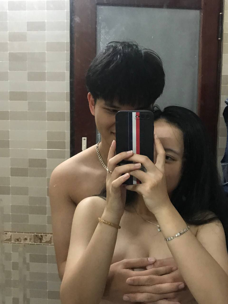Má đơn thân thiếu thốn dâm dục quá đi mát-xa liệu trình đặc biệt